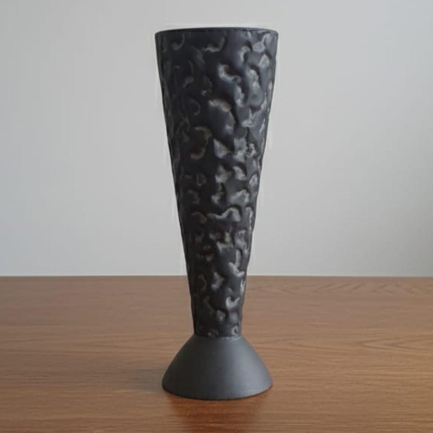 Volta Candle Holder - Black - FMB80U1