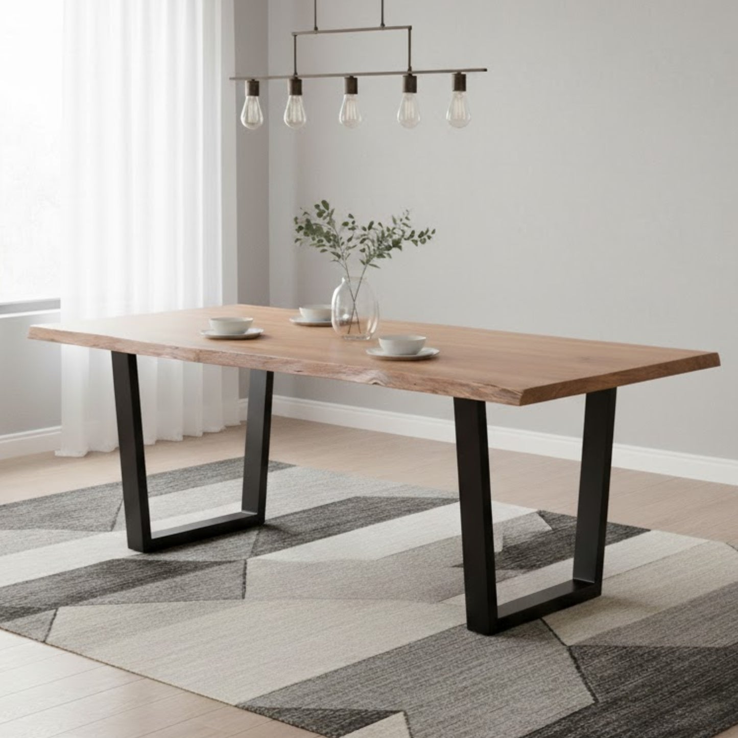 Kingswood 2.4 Dining Room Table