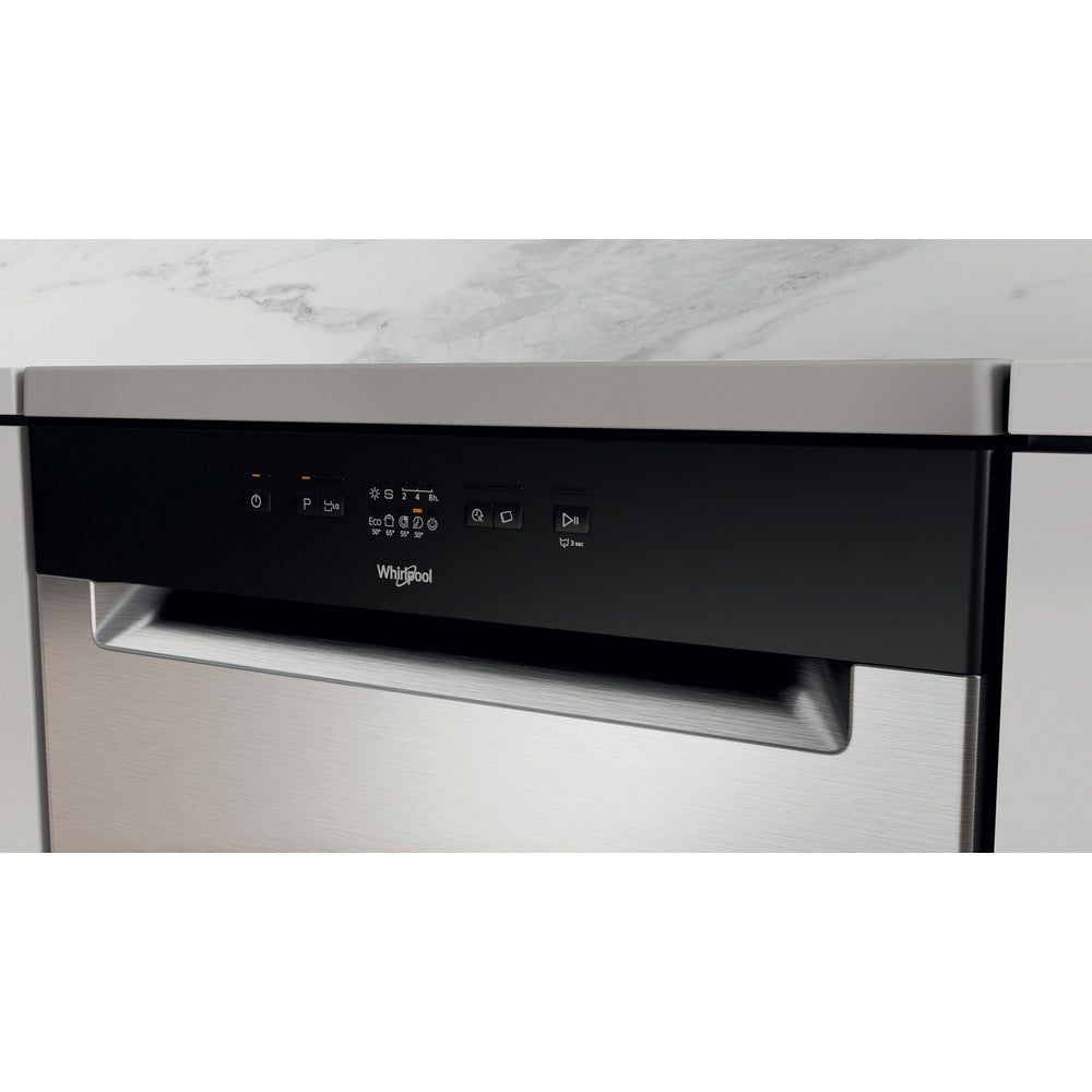 Whirlpool 13 Place Setting Dishwasher - Silver - WFE2B19XSA